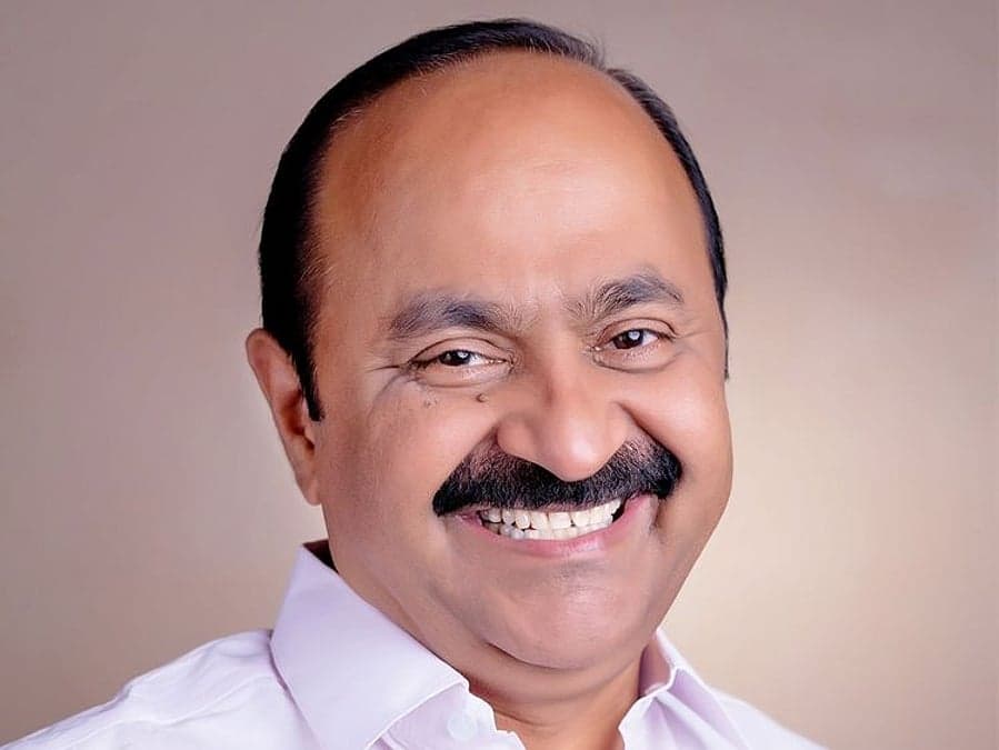 തിരുവനന്തപുരം മൃഗശാല വനപ്രദേശത്തേക്ക് മാറ്റണമെന്ന് മുഖ്യമന്ത്രി വി.ഡി. സതീശൻ